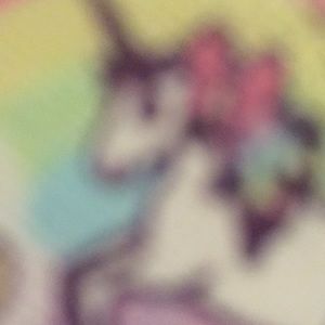 Meet your Posher, Damaria